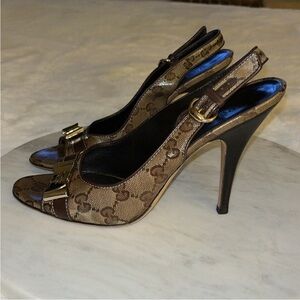 Gucci peep toe sling back GG heels